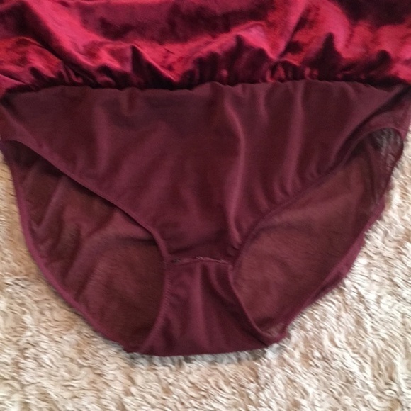 🌸NWT SAKI SILVER Tank Top Body Suit - ladi… - Picture 10 of 16